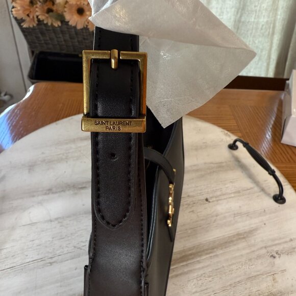 Black Shoulder Bag with Gold Hardware | Designer Inspired - Picture 11 of 16